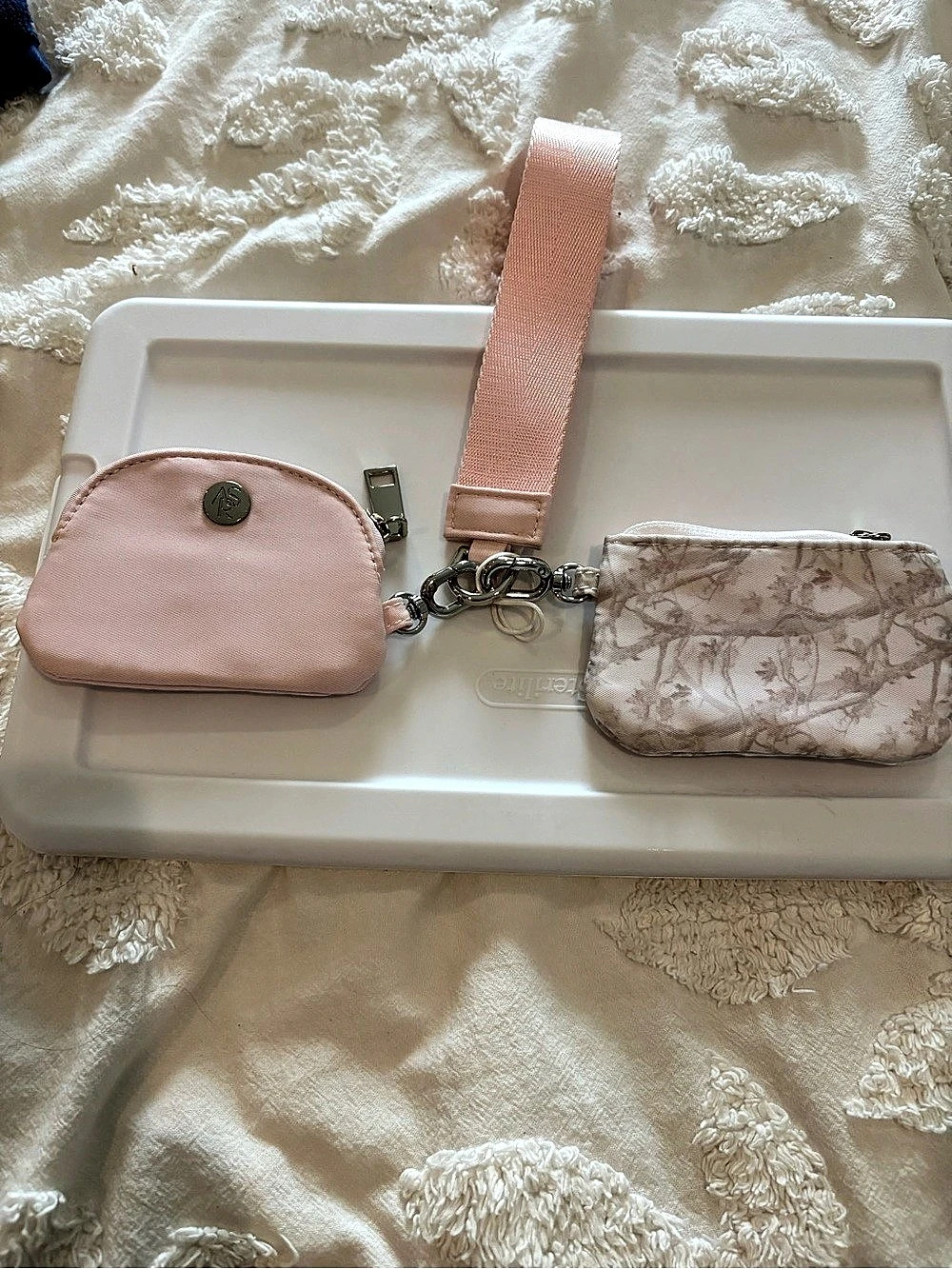 Two-Pouch Wristlet Set in Pink & Cream Like New